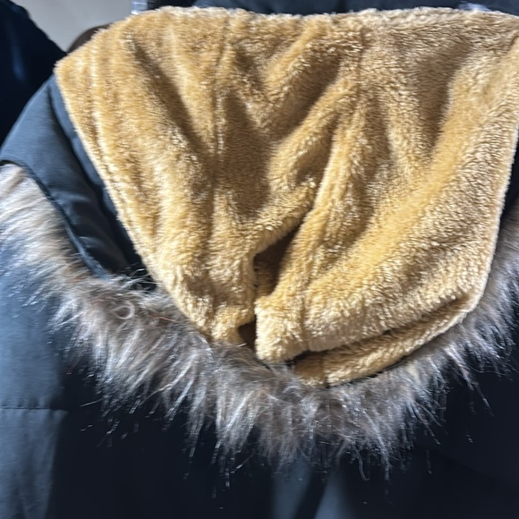 COPY - NWT Men’s Fur-Lined Winter Coat - Picture 5 of 7